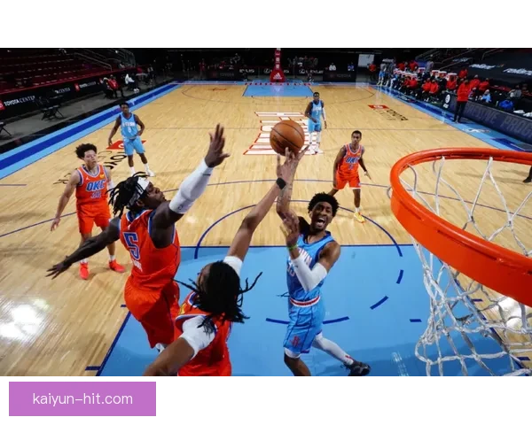 图赫尔球队防守模式持续提升，展现出良好的竞争力与战术纪律性。